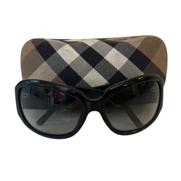 BURBERRY Black Sunglasses with Case - Picture 1 of 12